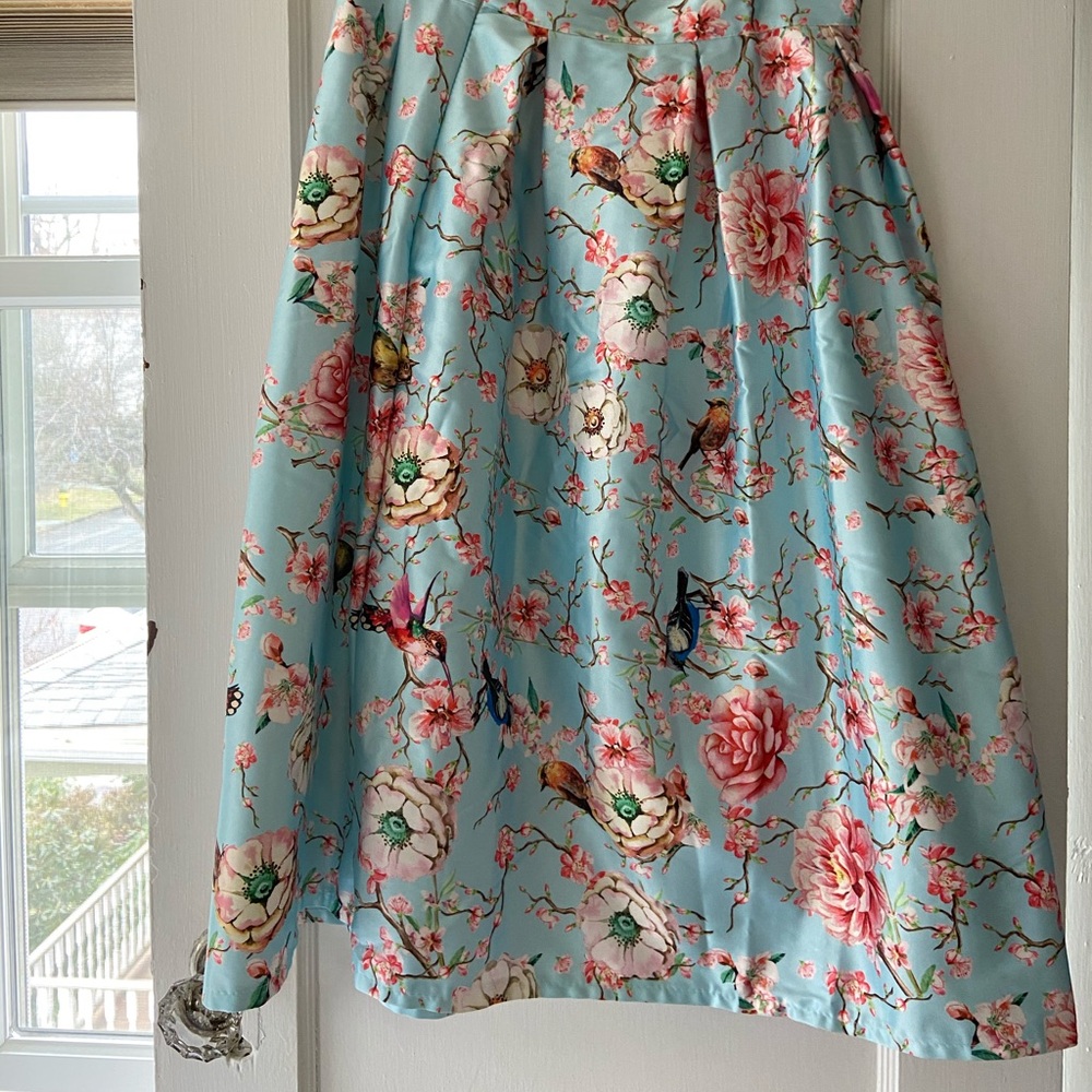 Beautiful boutique skirt